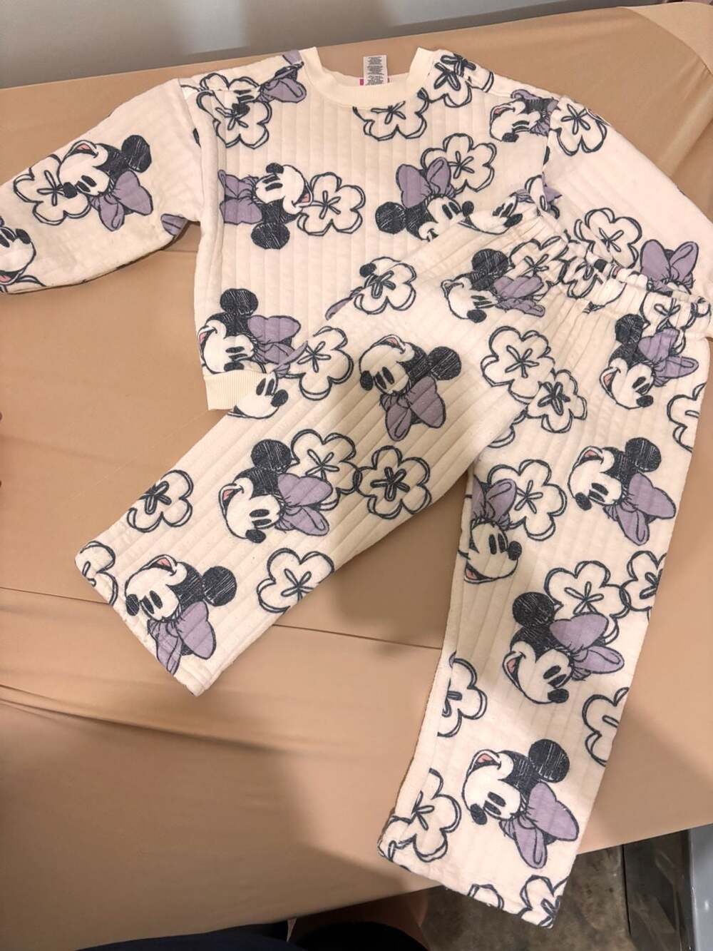 Disney Minnie Mouse Pajama Set Size 4T Cream Purple